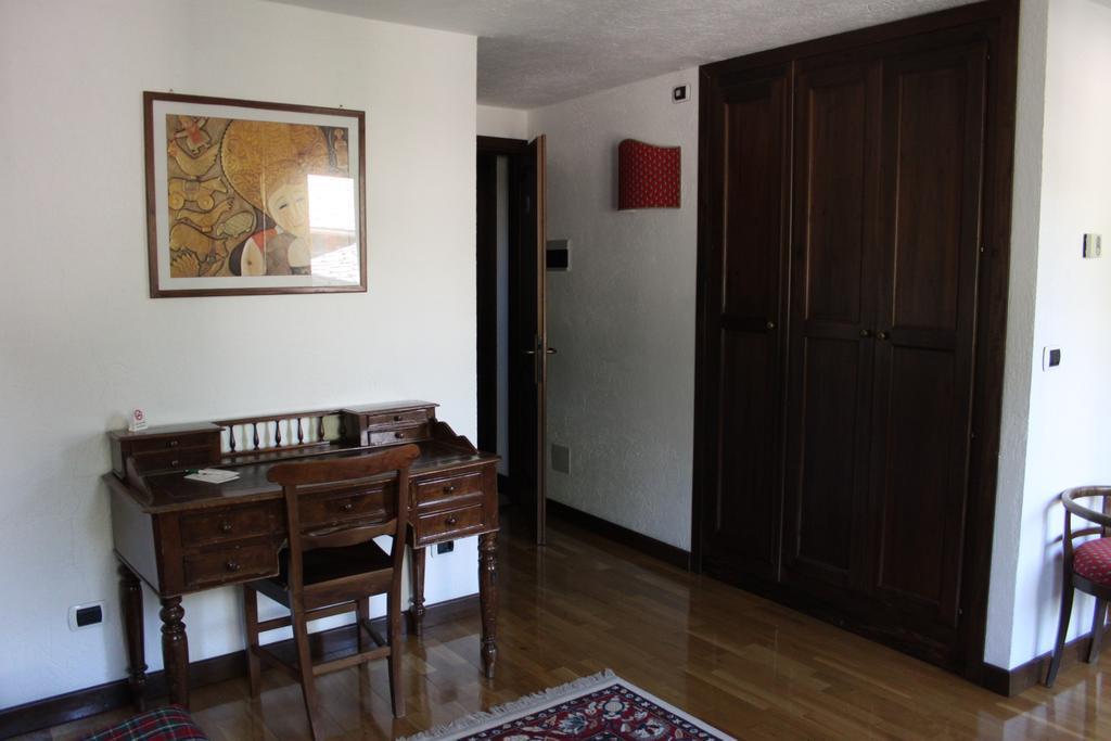 קונייה Hotel Stambecco מראה חיצוני תמונה